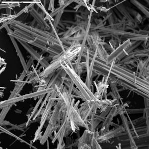 Asbestfasern unter einem scanning electron microscope (SEM)